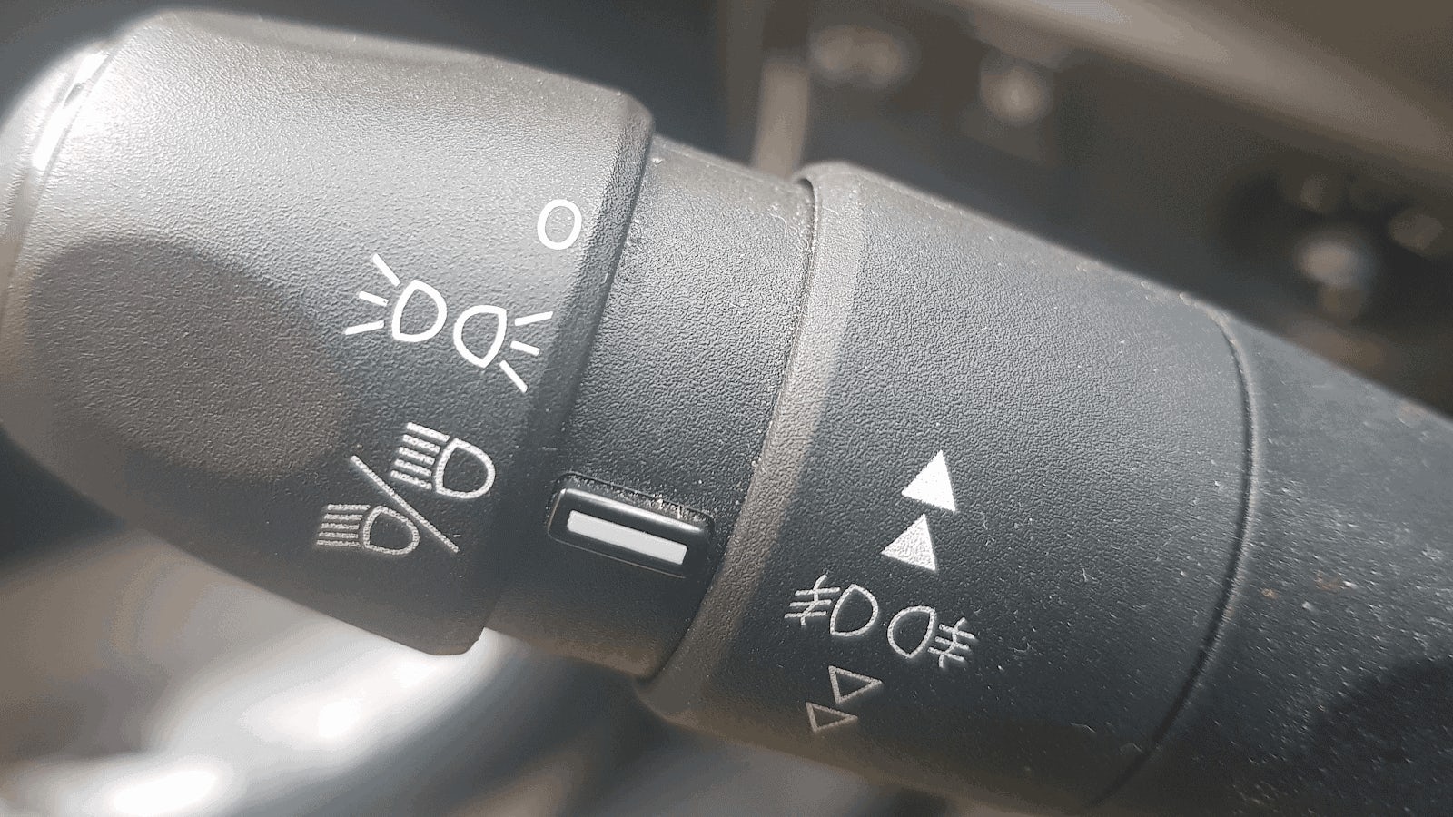 the low beam symbol on the lever