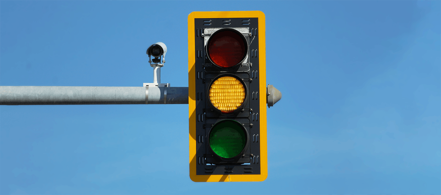 Yellow traffic light